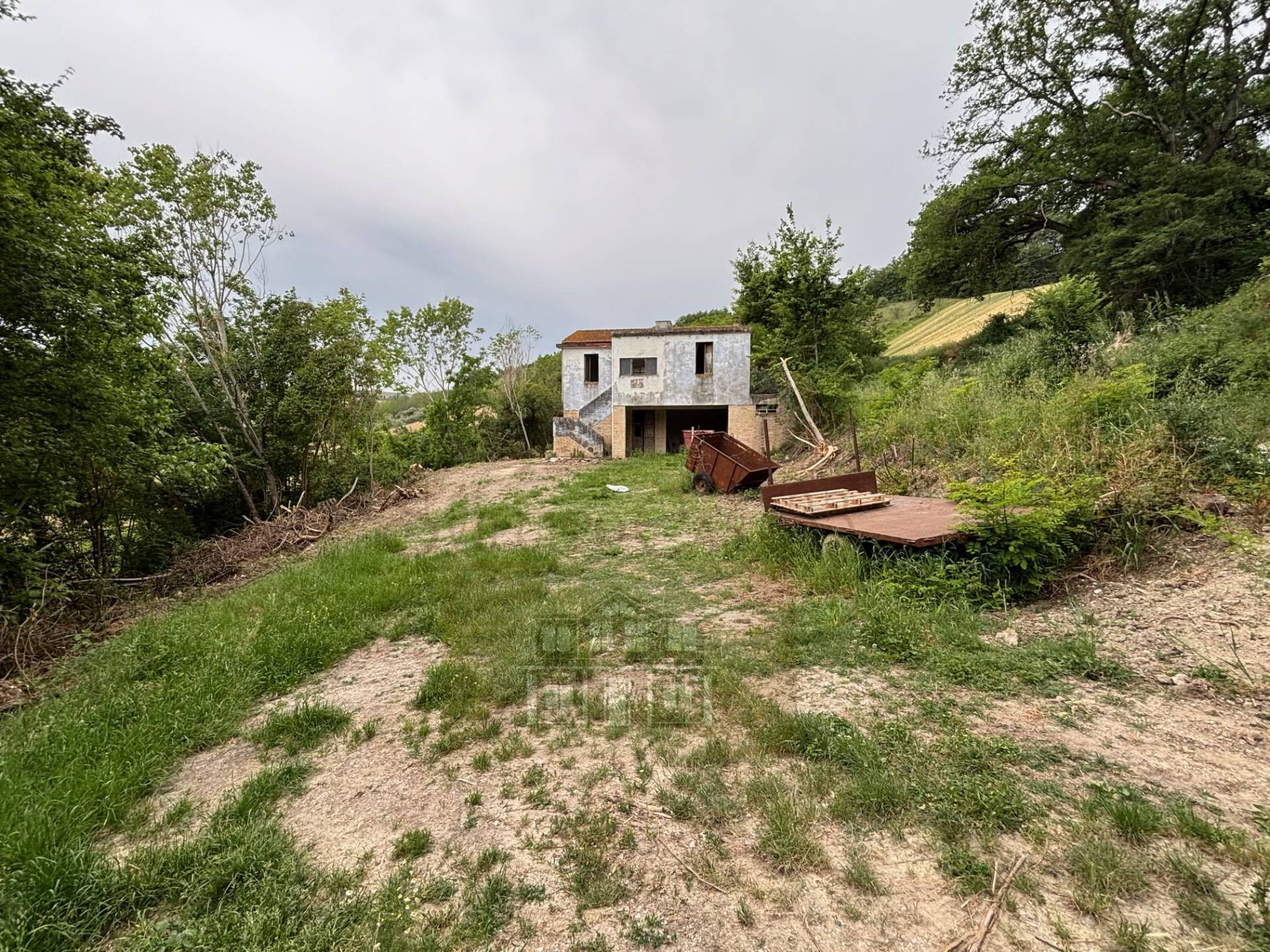 CASA COLONICA in vendita a Ripatransone