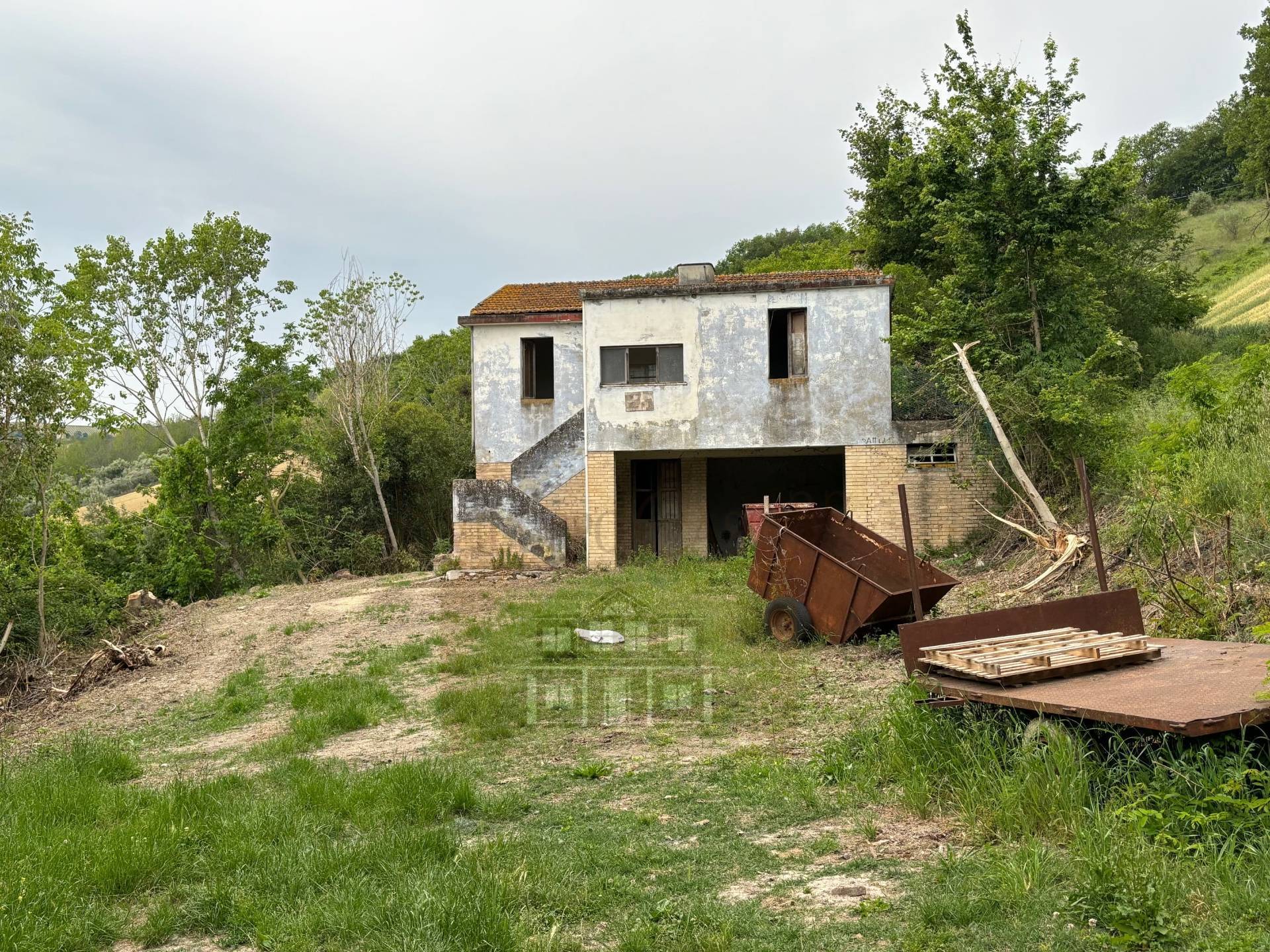 CASA COLONICA in vendita a Ripatransone