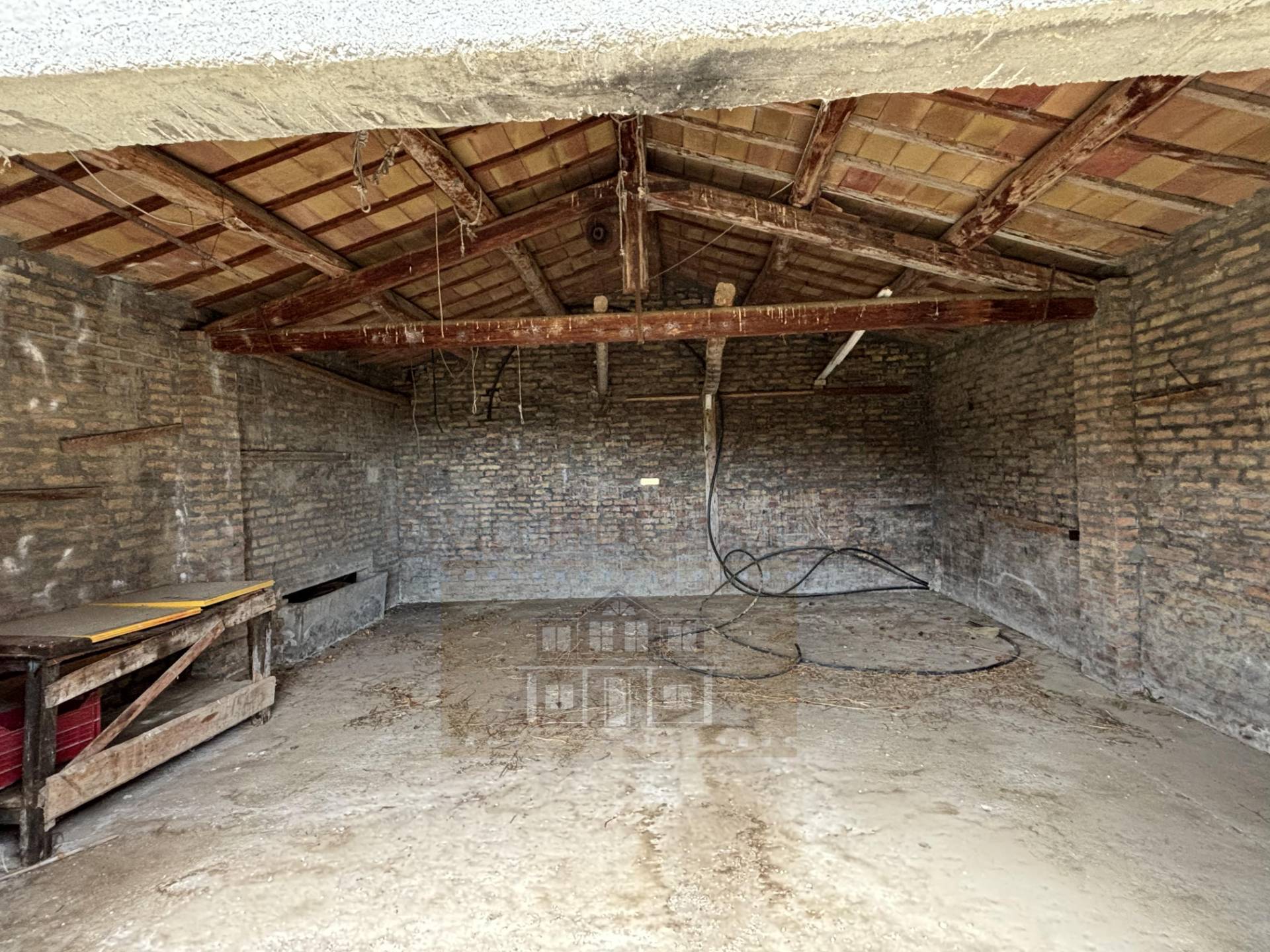 CASA COLONICA in vendita a Campli