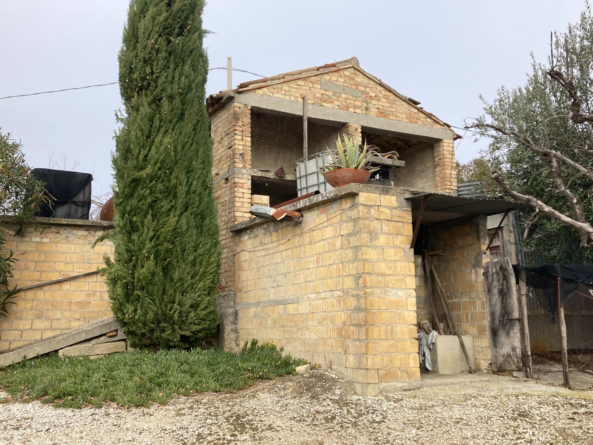 CASA COLONICA in vendita a Ripatransone