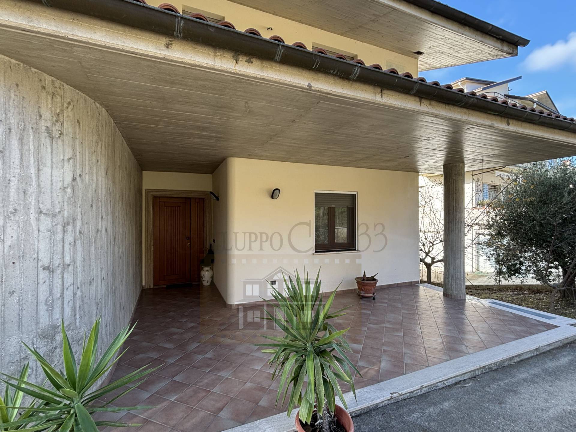 CASA/VILLA in vendita a Civitella del Tronto