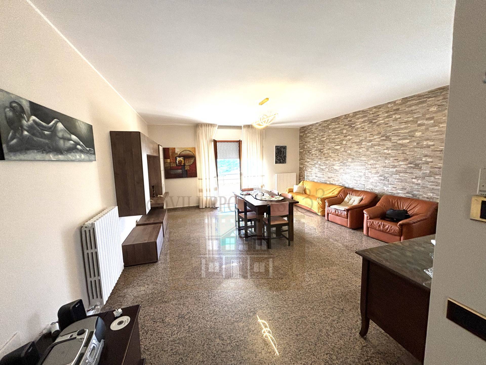 CASA/VILLA in vendita a Civitella del Tronto