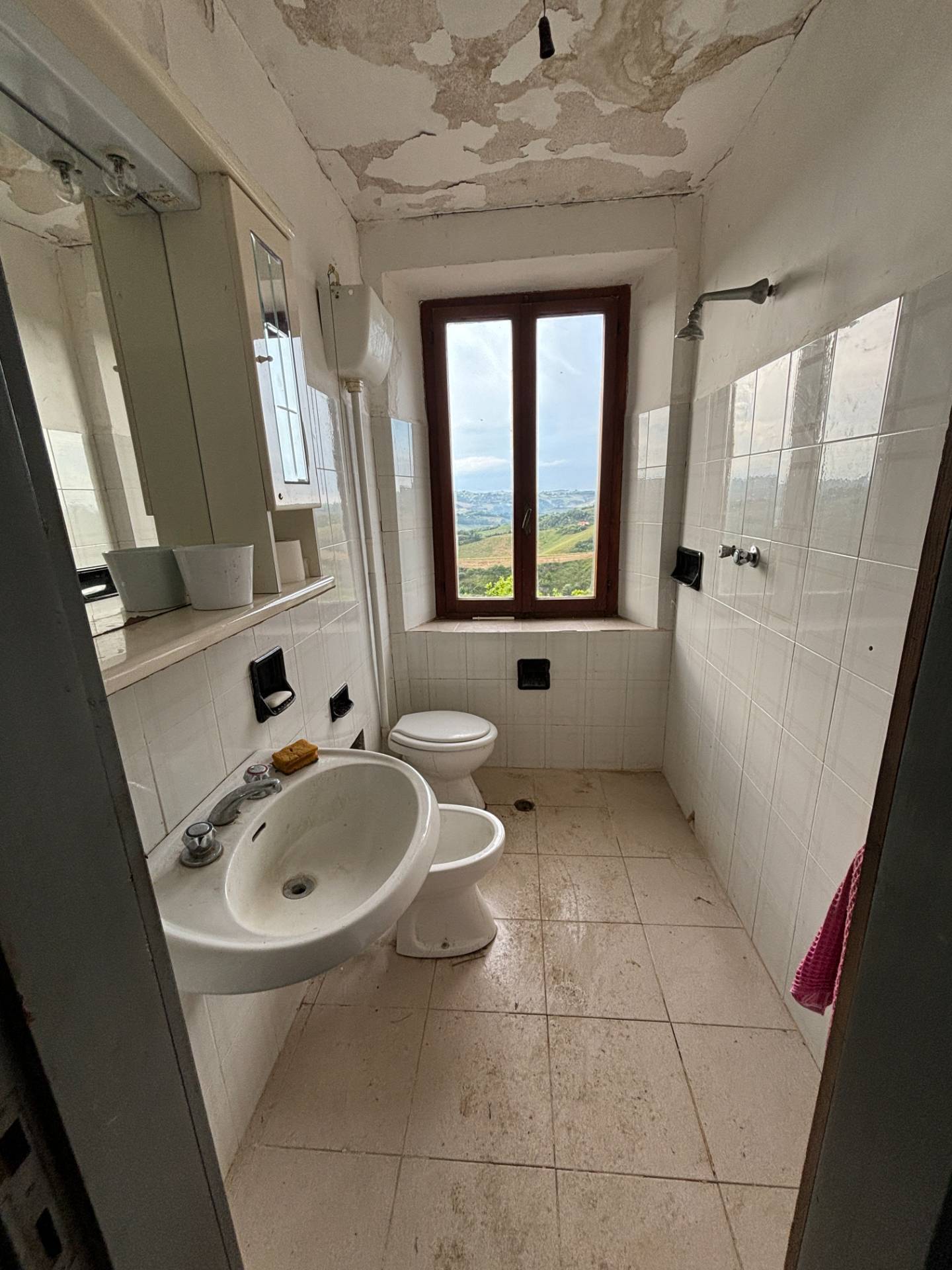 CASA COLONICA in vendita a Ripatransone