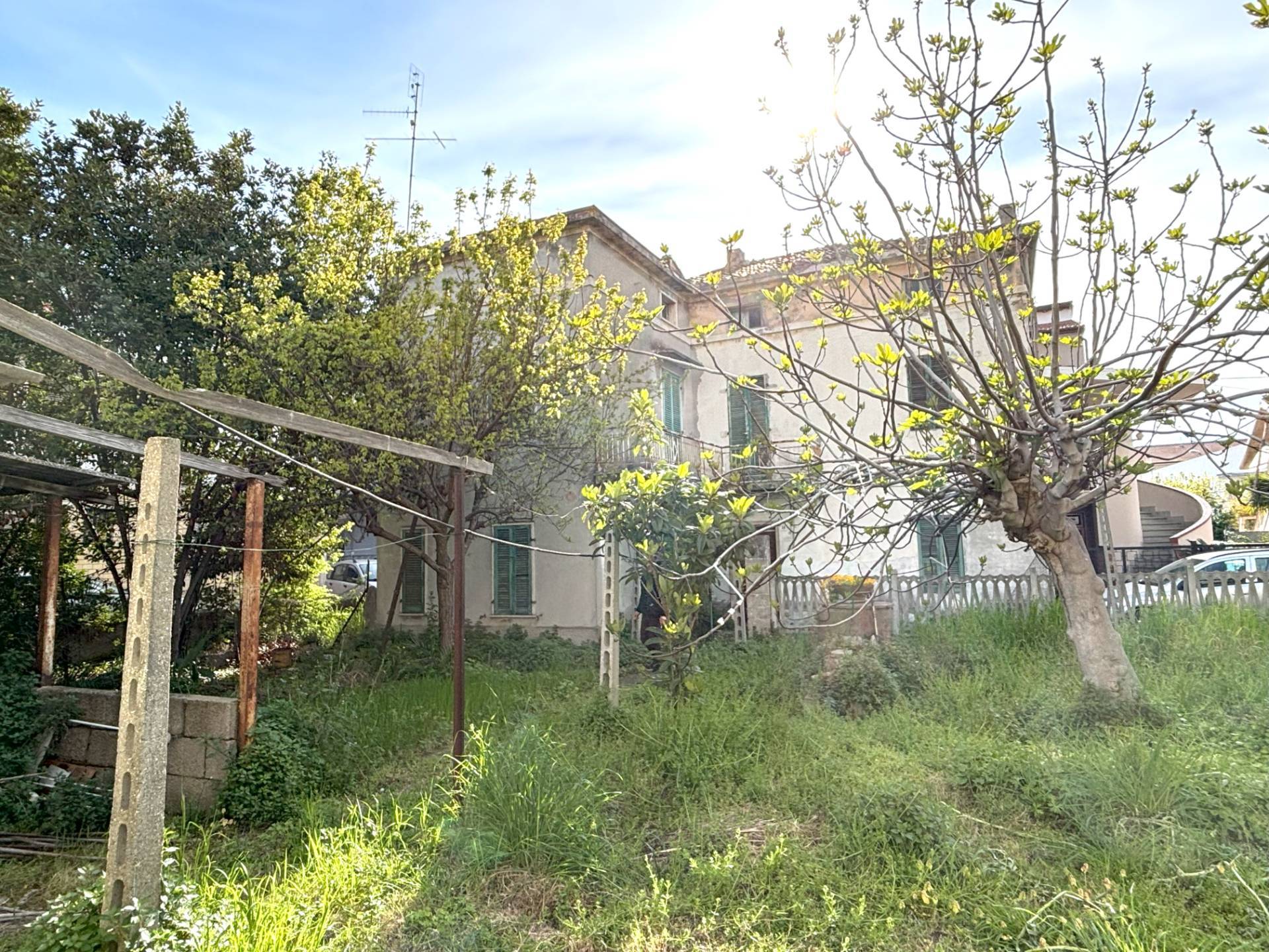 VILLETTA A SCHIERA in vendita a Martinsicuro