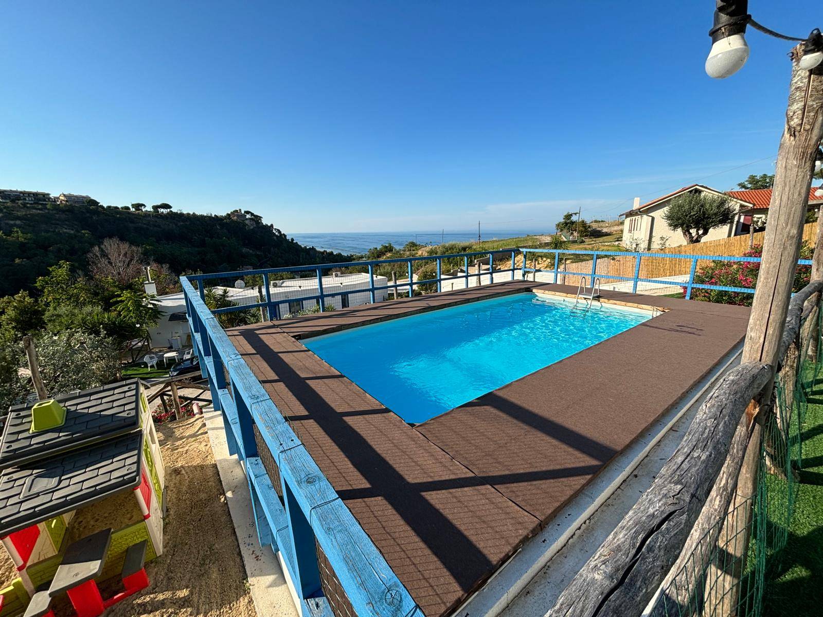 CASA/VILLA in affitto a Cupra Marittima