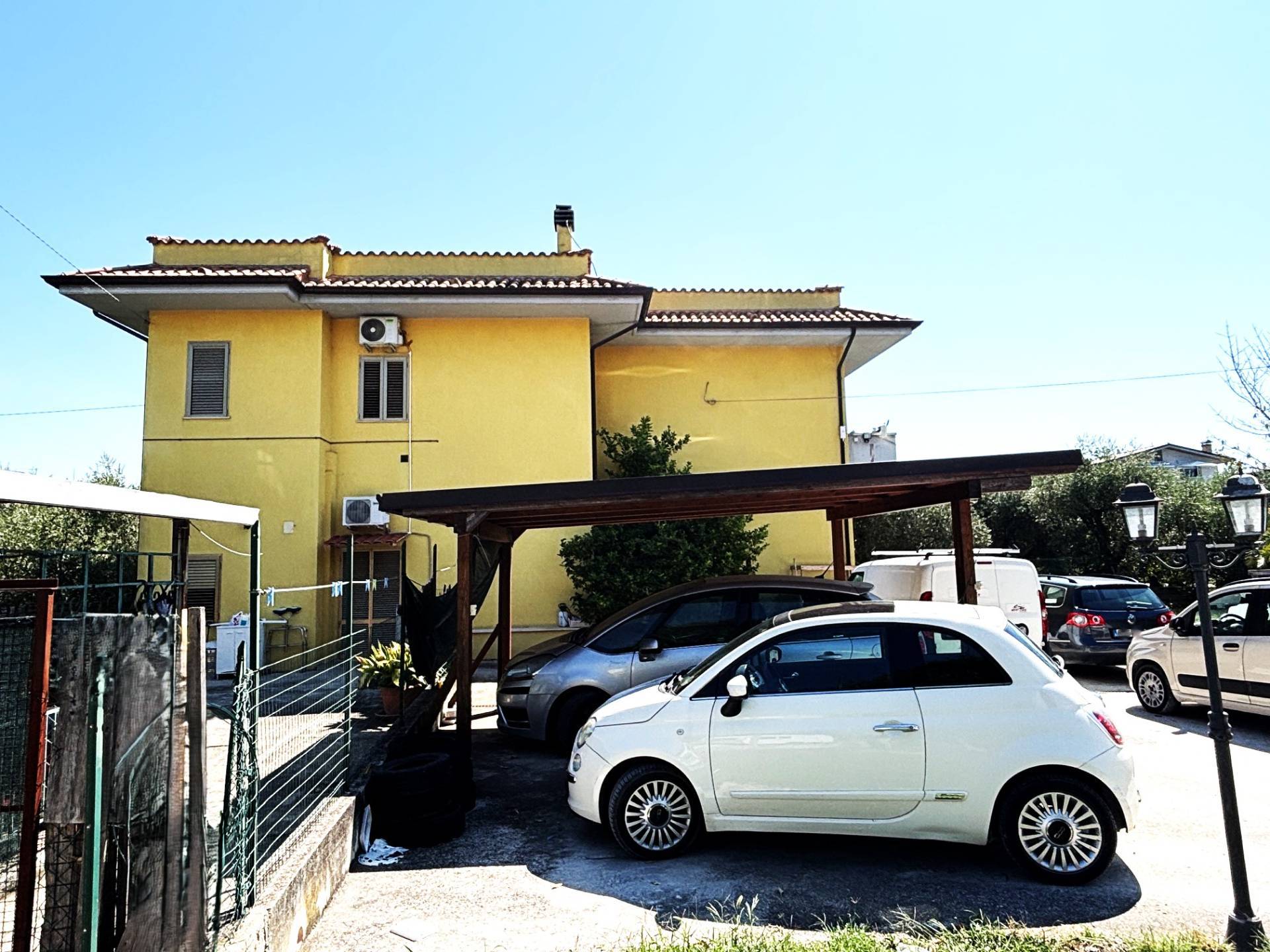 CASA/VILLA in vendita a Sant'Egidio alla Vibrata