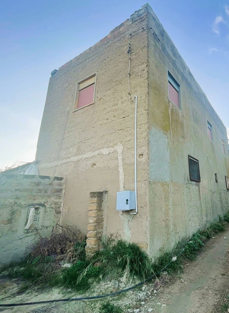 Rustico con giardino a Agrigento