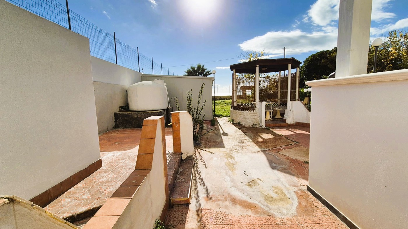 Villa con giardino a Porto Empedocle