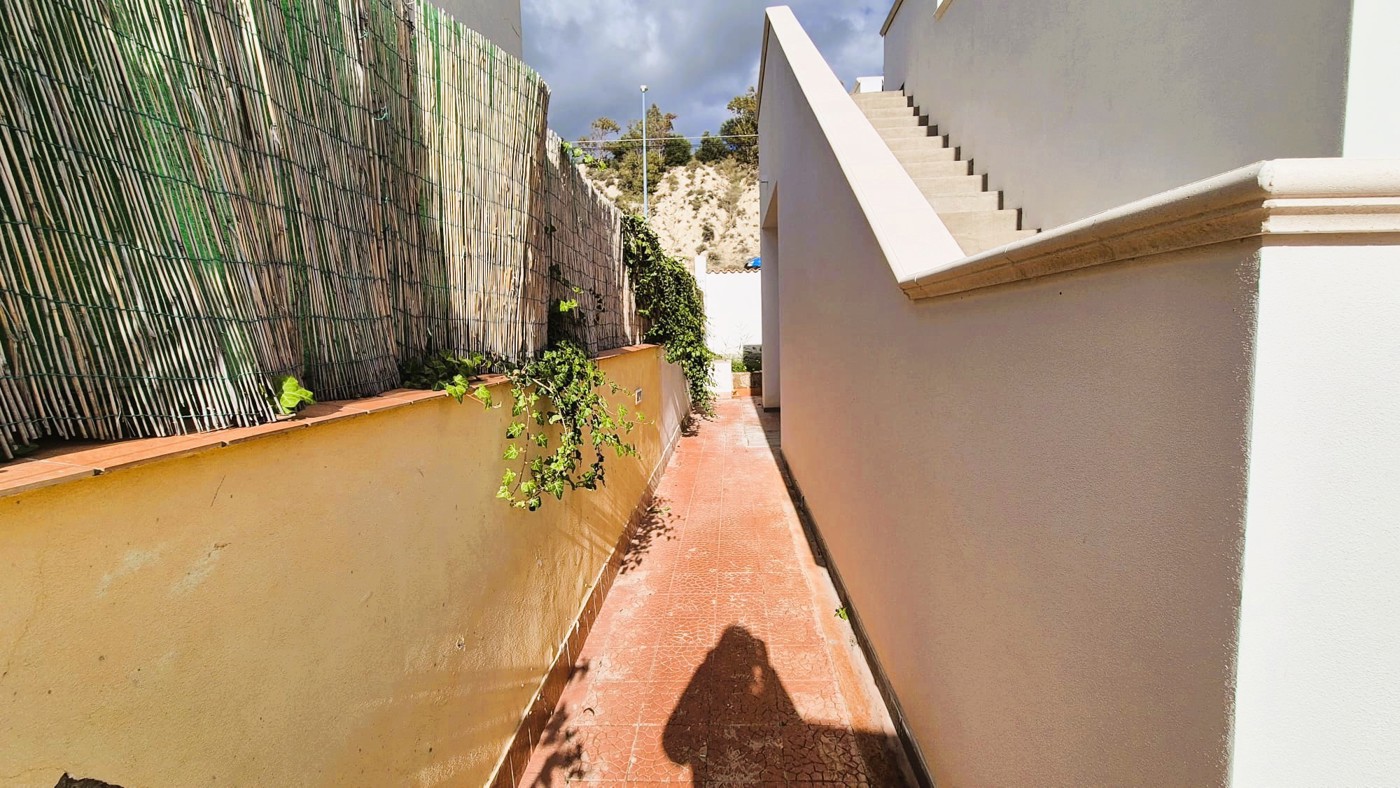 Villa con giardino a Porto Empedocle