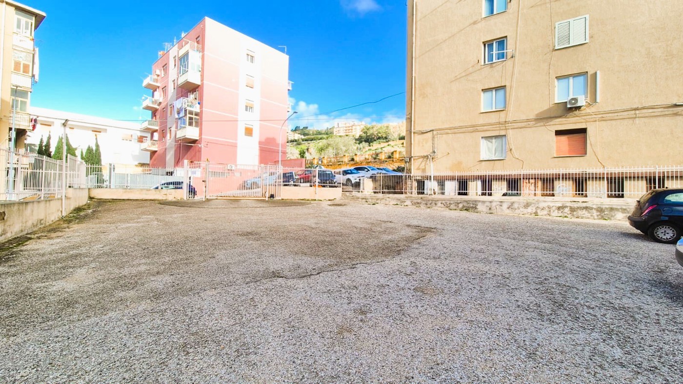 Quadrilocale arredato in affitto a Agrigento