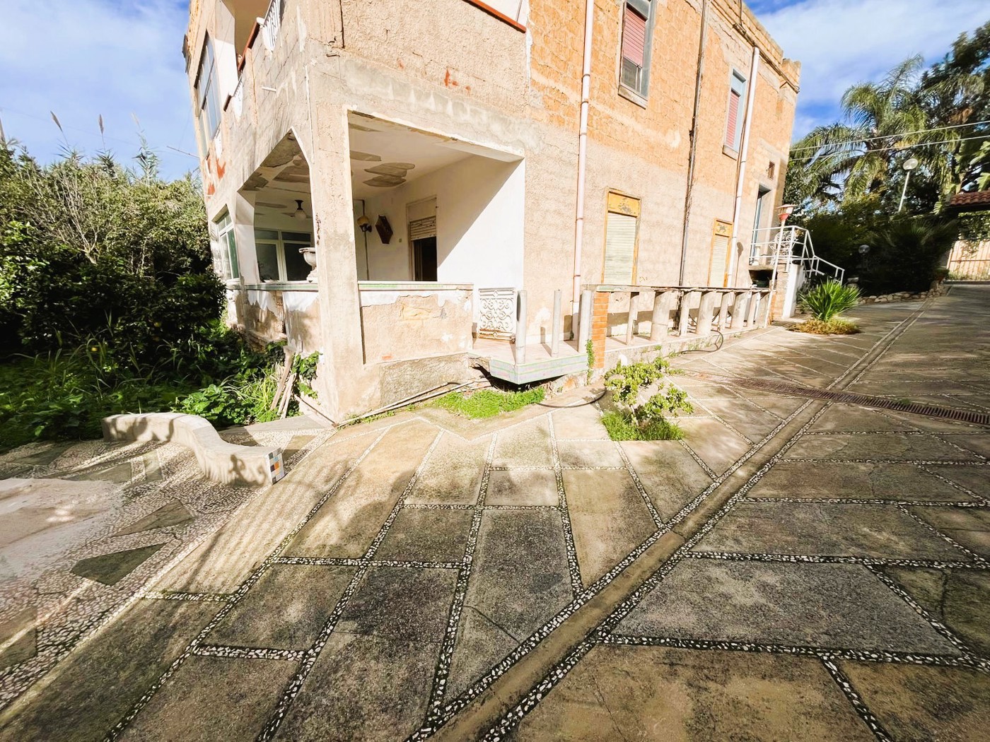 Trilocale con giardino a Porto Empedocle