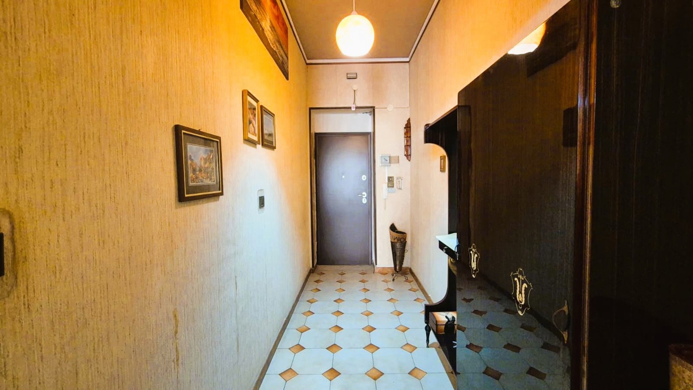 Trilocale da ristrutturare a Porto Empedocle