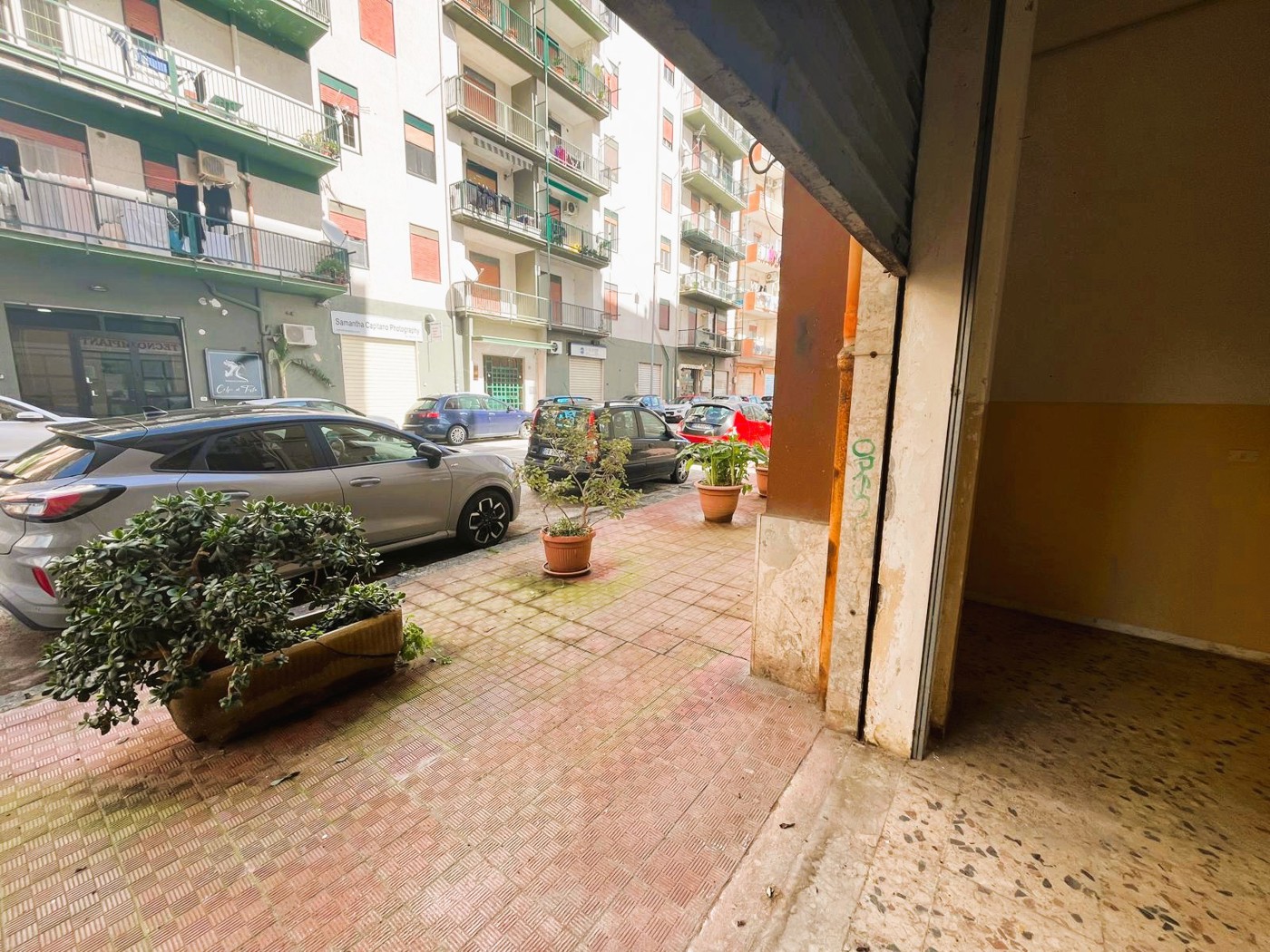 Magazzino vista mare a Agrigento