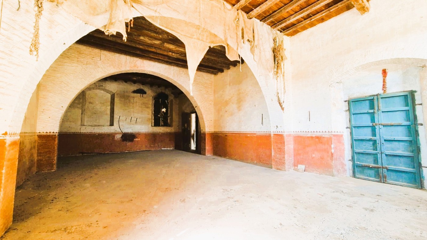 Stabile/Palazzo in vendita a Aragona