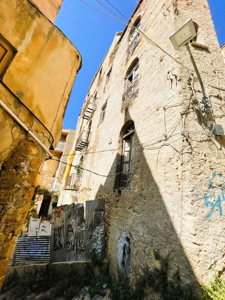 Stabile/Palazzo in vendita a Agrigento