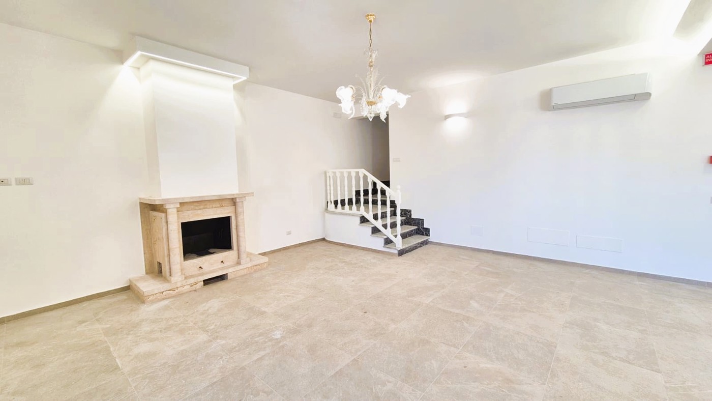 Villa con giardino a Porto Empedocle