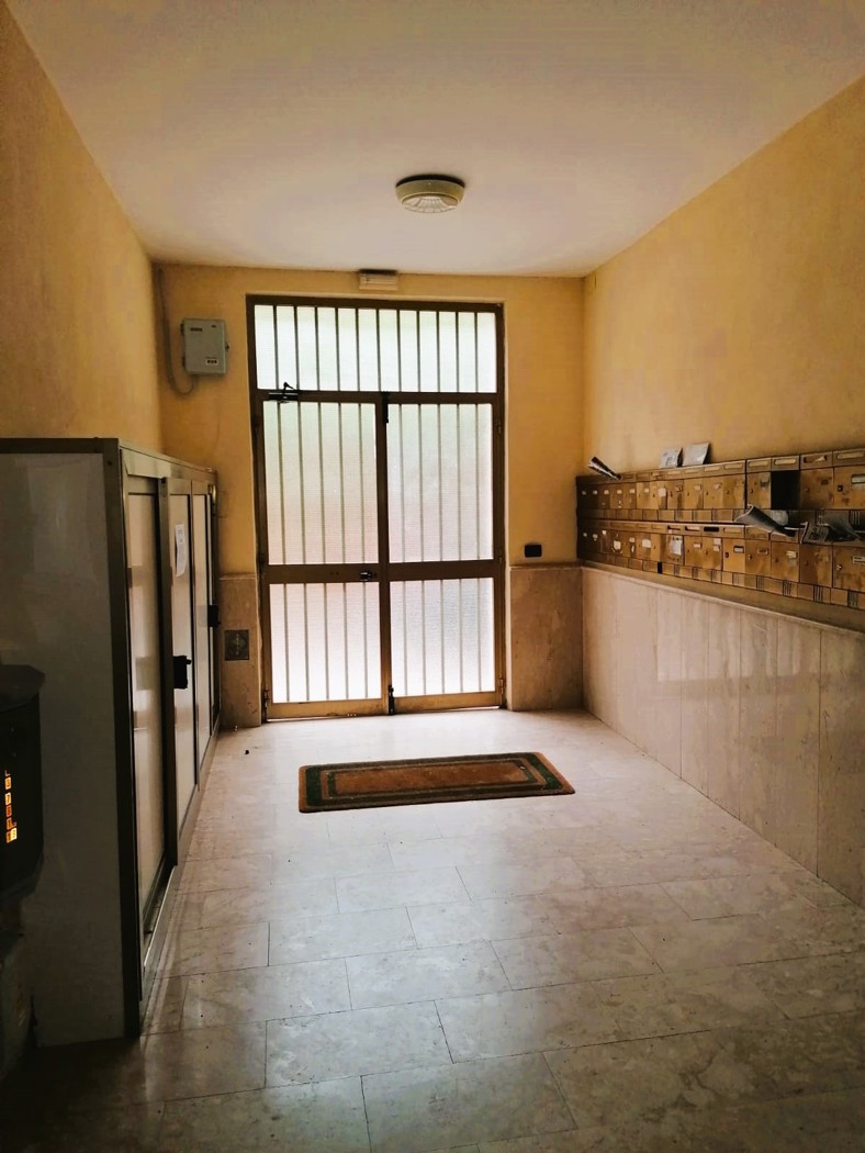 Trilocale da ristrutturare a Agrigento