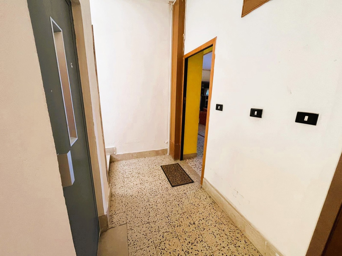 Quadrilocale in vendita a Porto Empedocle