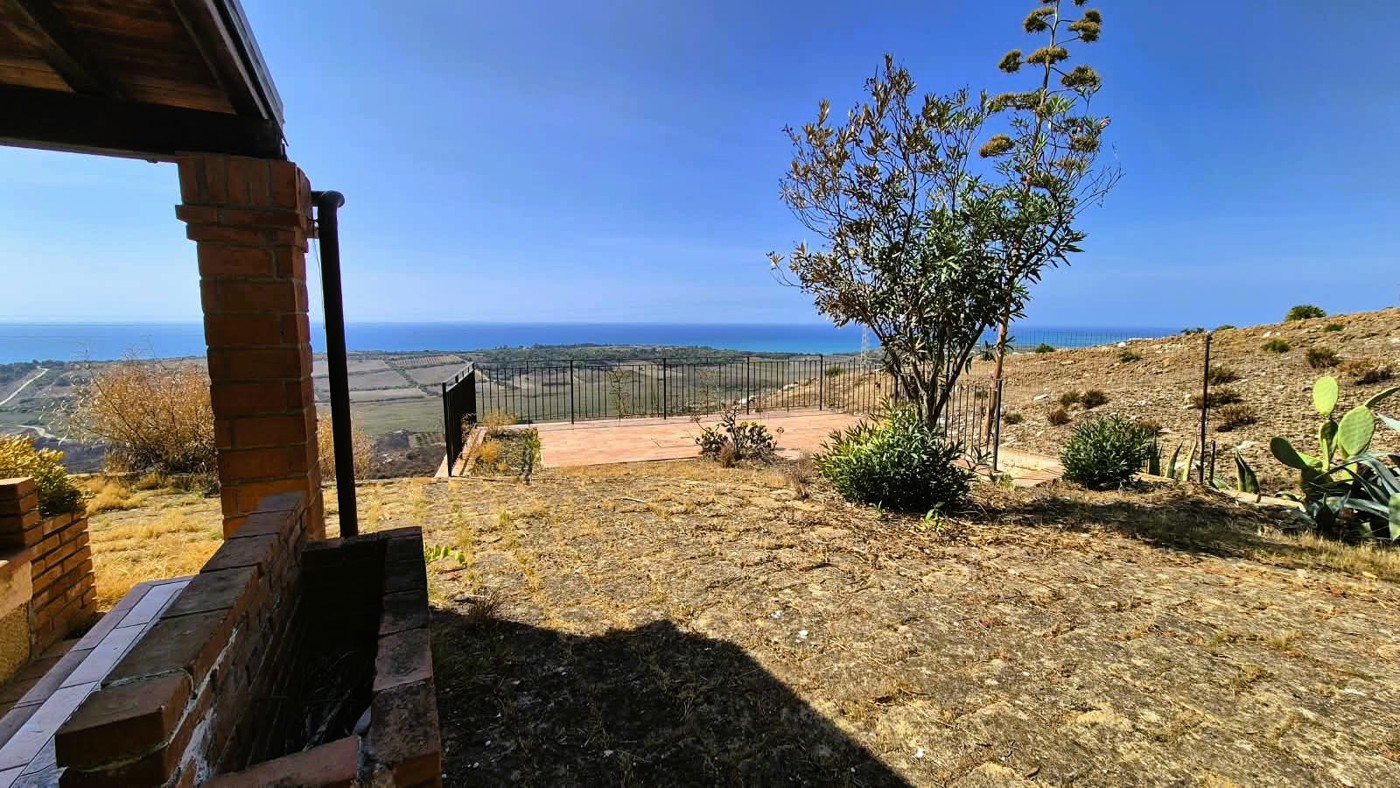 Villa con giardino a Siculiana