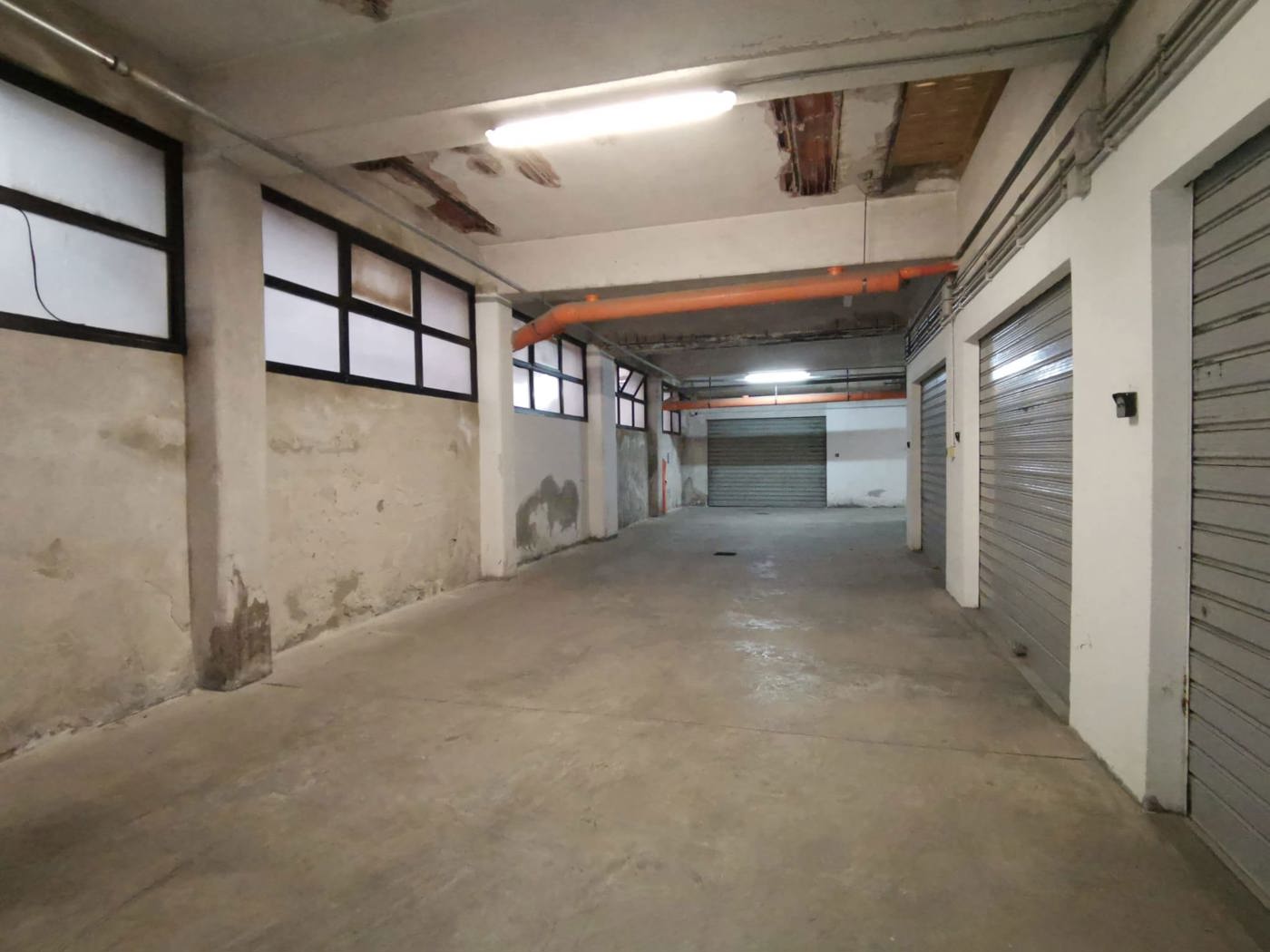 Box/Garage 30mq in vendita a Palermo