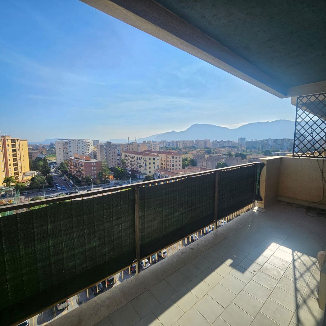 Appartamento con box doppio a Palermo