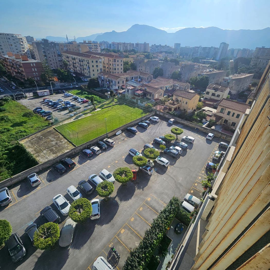 Appartamento con box doppio a Palermo