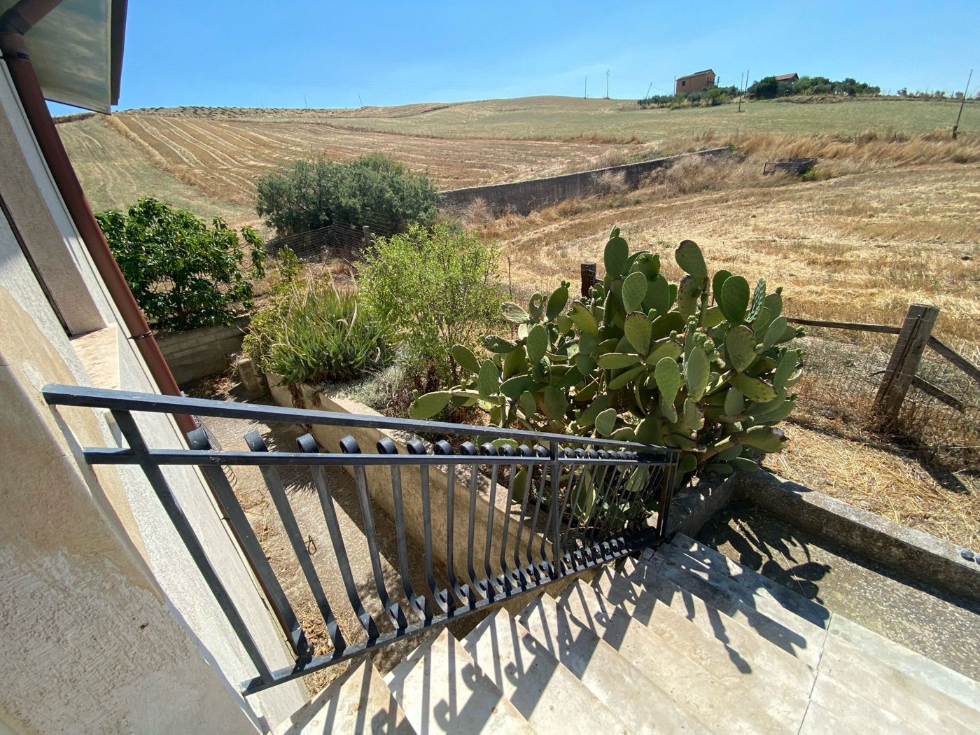 Appartamento con giardino a Lercara Friddi