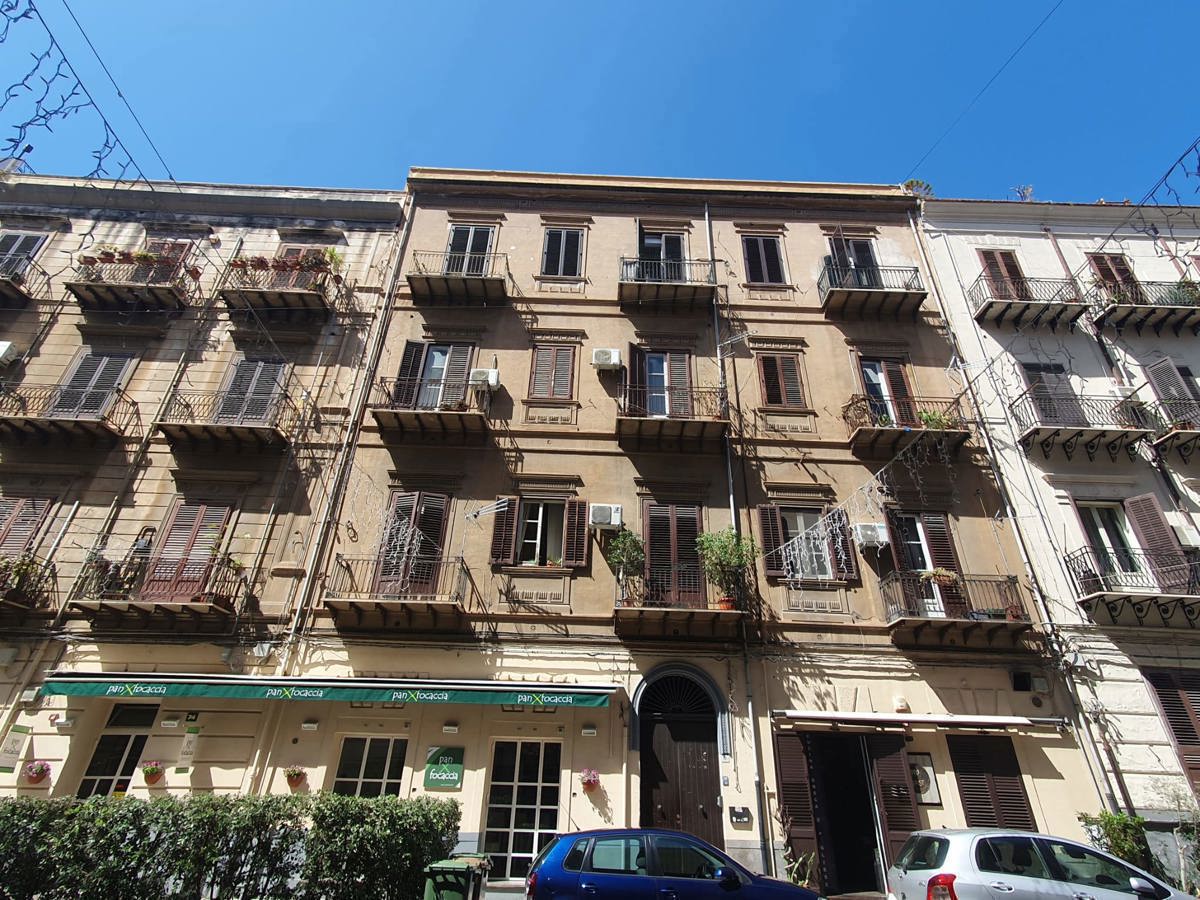 Attico arredato in affitto a Palermo