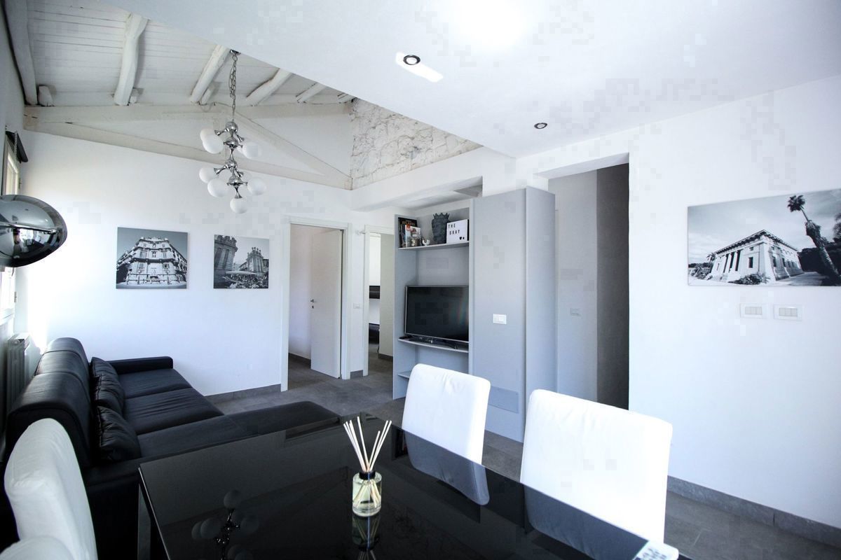 Attico arredato in affitto a Palermo