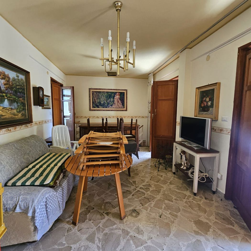 Villa da ristrutturare a Palermo