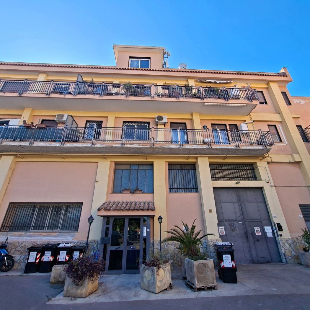 Trilocale in affitto a Palermo