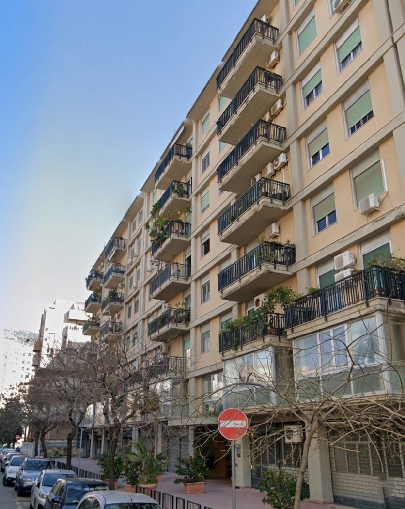 Quadrilocale da ristrutturare a Palermo