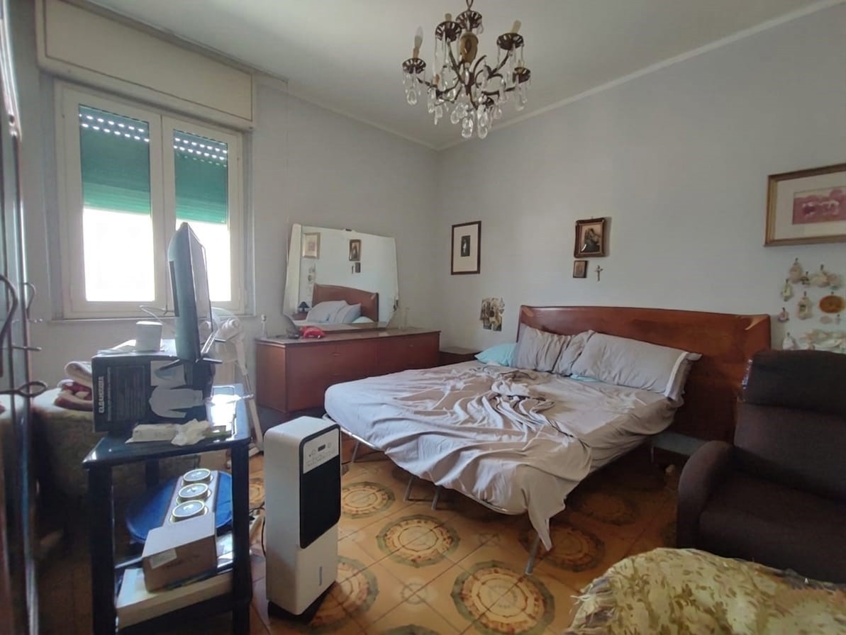 Quadrilocale da ristrutturare a Palermo
