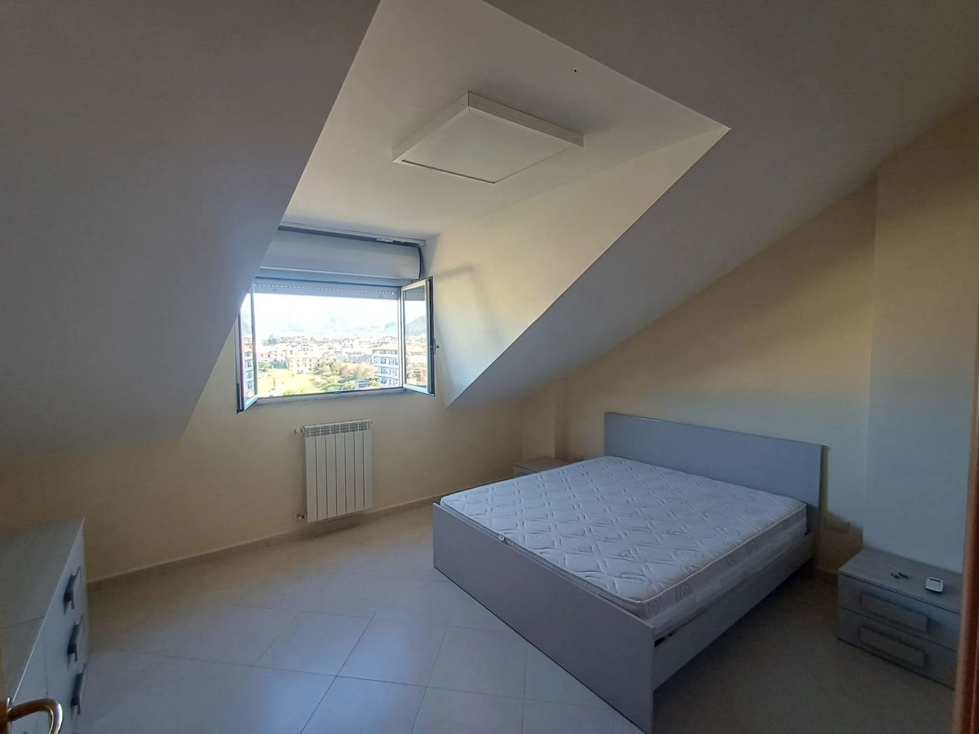 Attico arredato in affitto a San Nicola la Strada