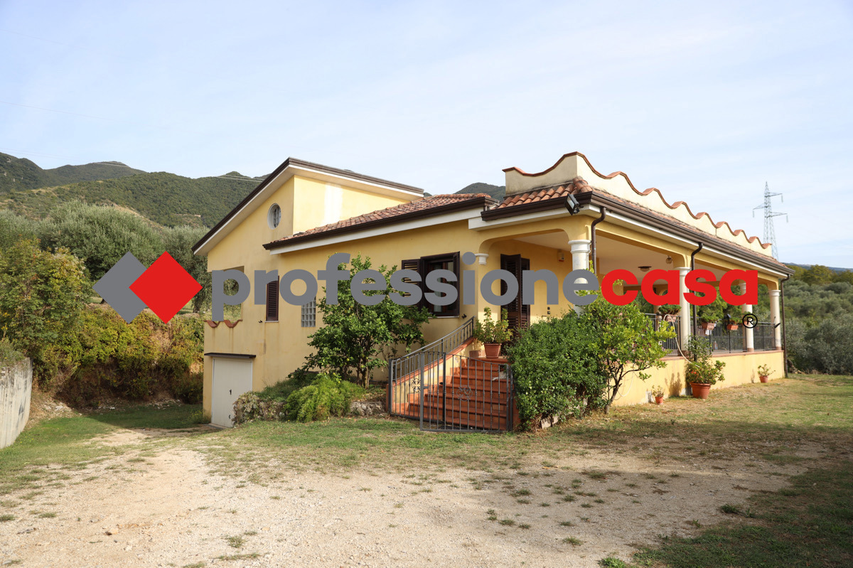 Casa indipendente con giardino a Alife