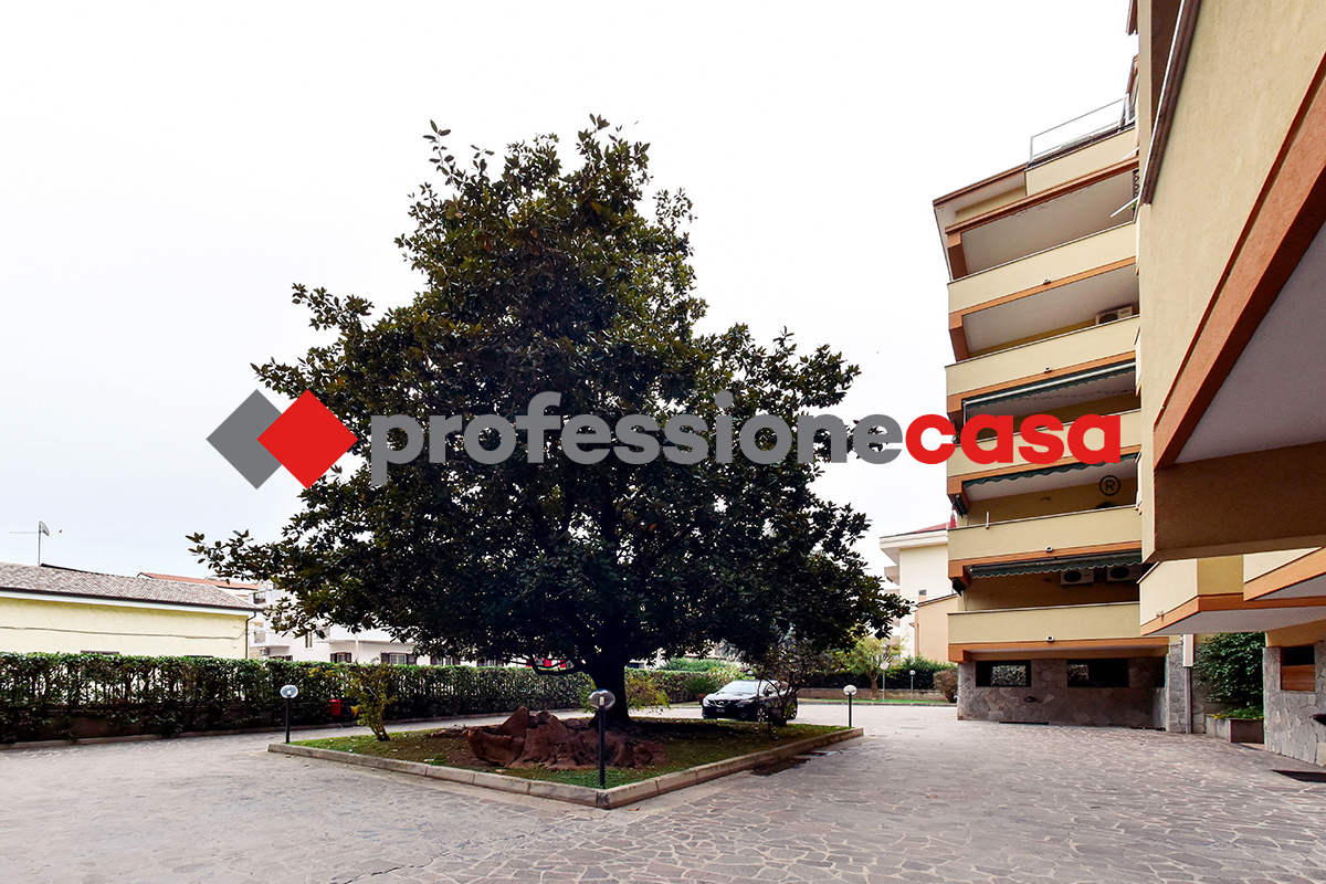 Attico in vendita a San Nicola la Strada