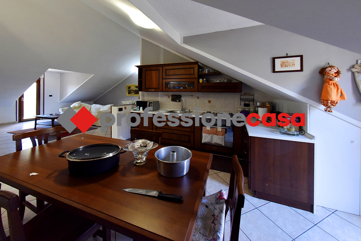 Attico in vendita a San Nicola la Strada