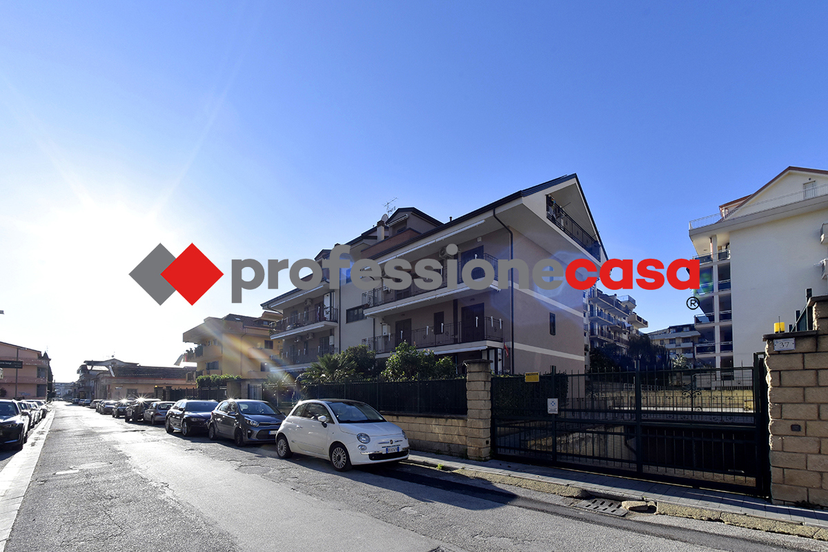 Attico in vendita a San Nicola la Strada