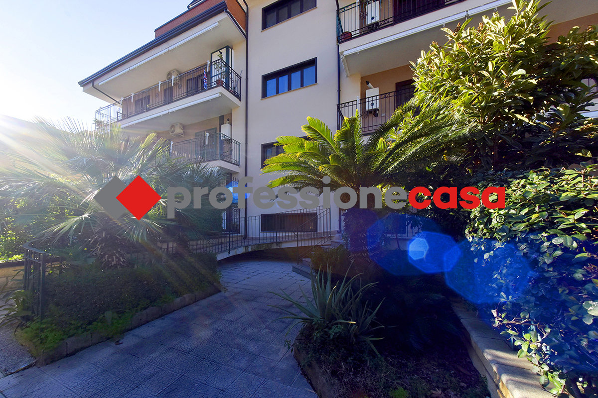 Attico in vendita a San Nicola la Strada