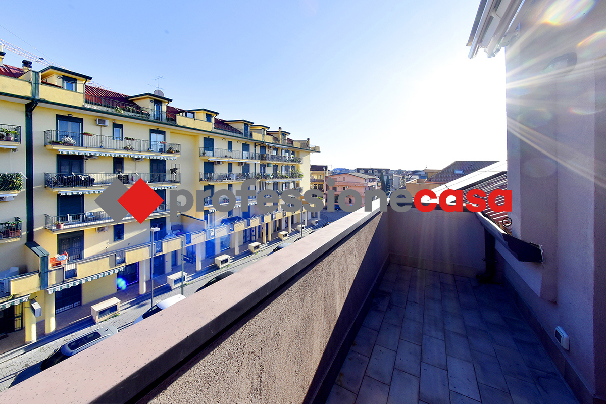 Attico in vendita a San Nicola la Strada