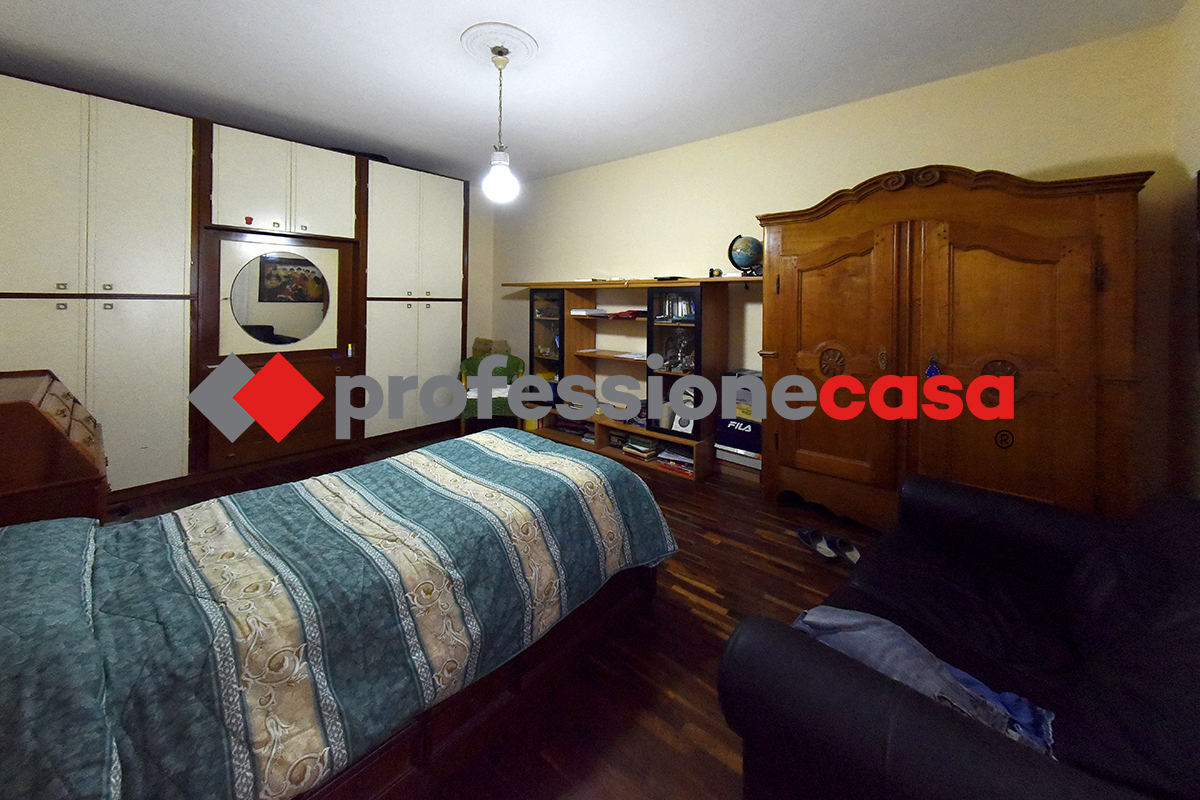 Casa indipendente con box doppio a San Nicola la Strada