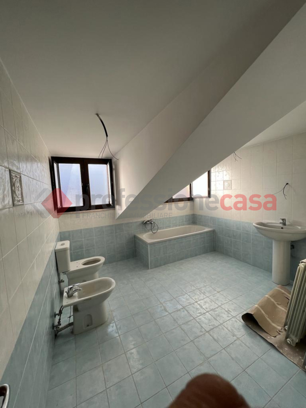 Quadrilocale in vendita a San Nicola la Strada