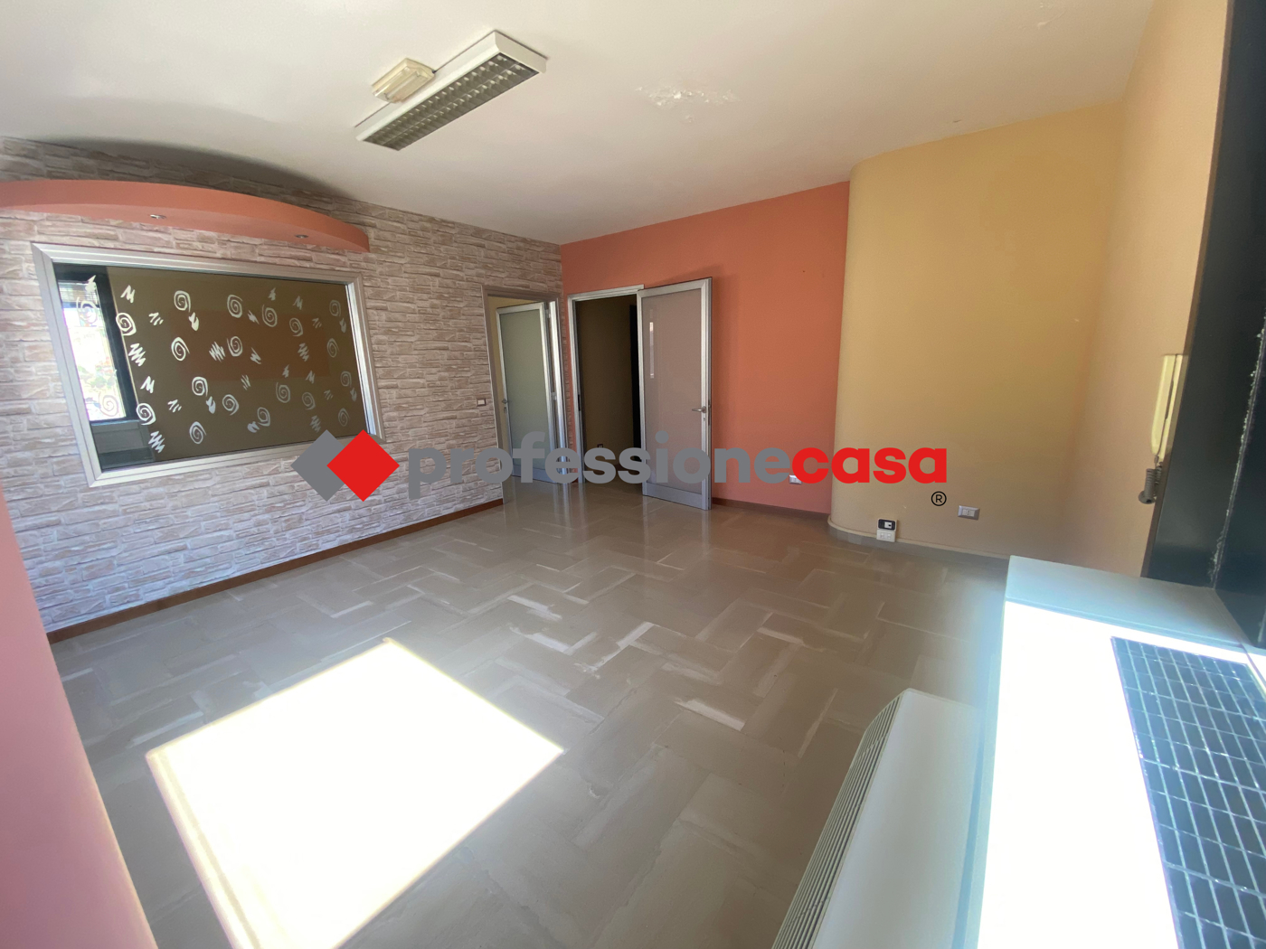 Ufficio in affitto a San Nicola la Strada