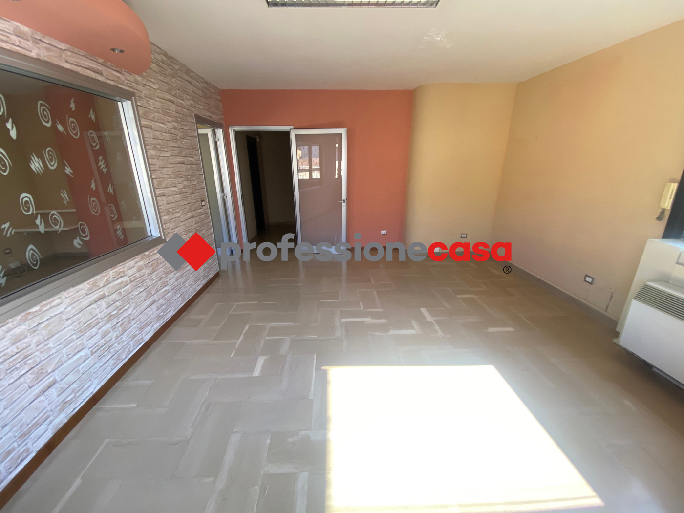 Ufficio in affitto a San Nicola la Strada