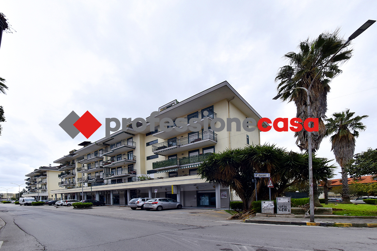 Quadrilocale in vendita a San Nicola la Strada