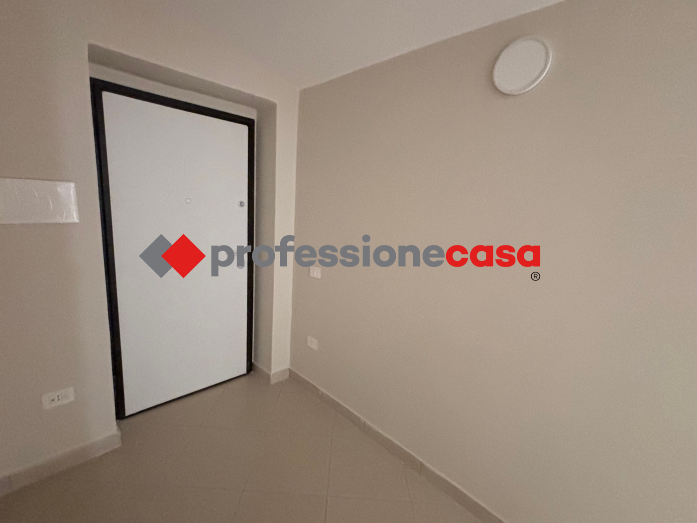 Attico arredato in affitto a San Nicola la Strada