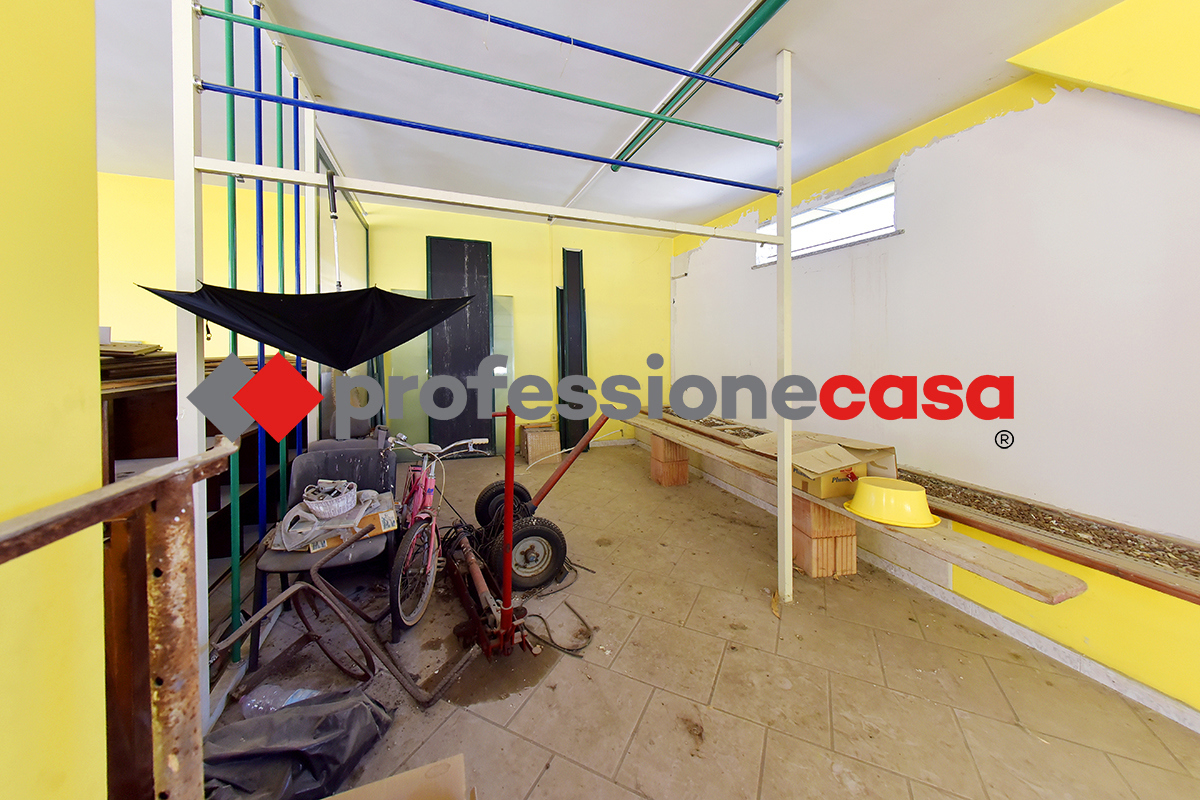 Negozio in vendita a Portico di Caserta