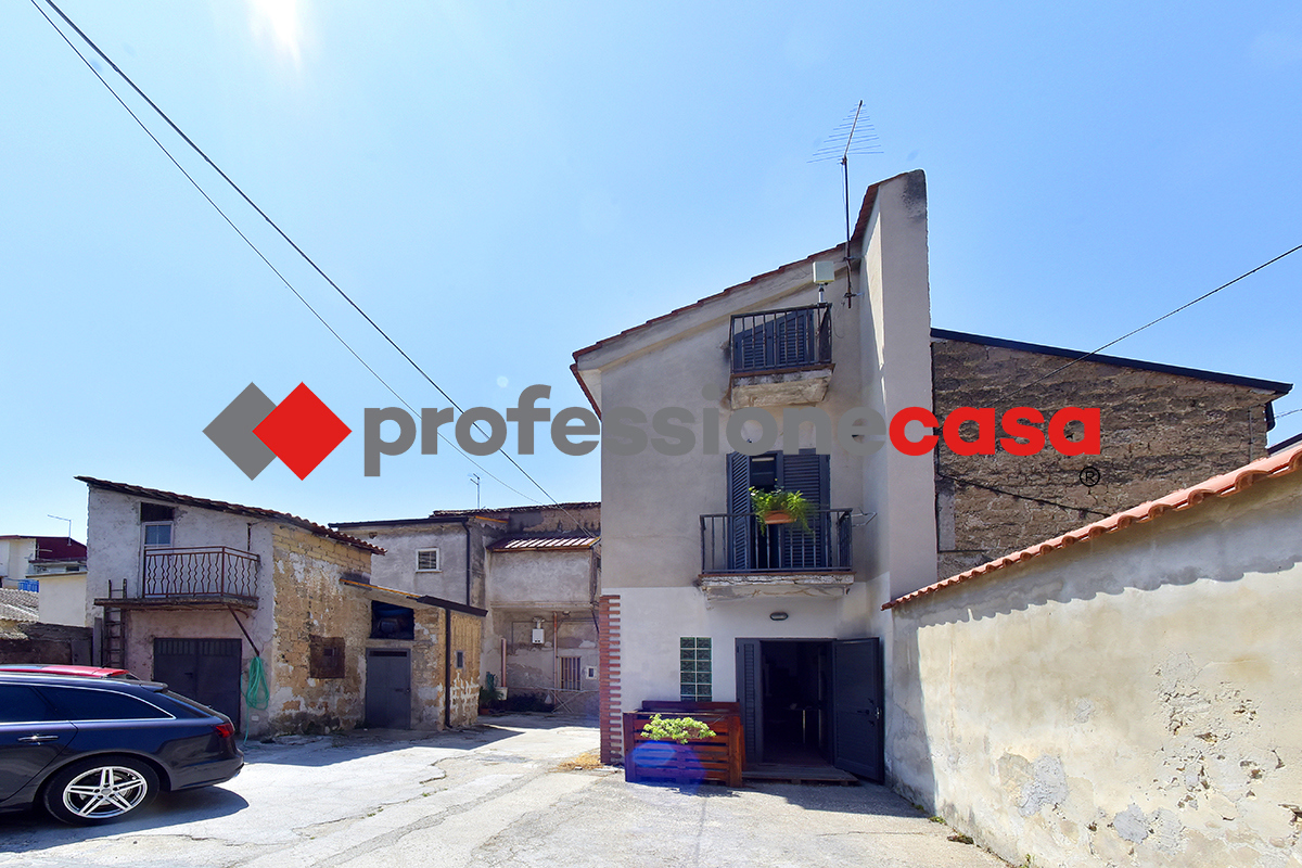 Casa indipendente in vendita a San Nicola la Strada
