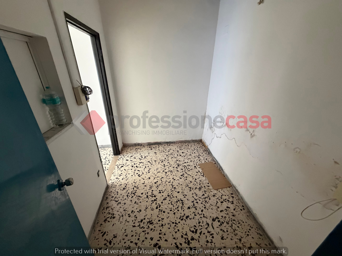 Negozio in affitto a San Nicola la Strada