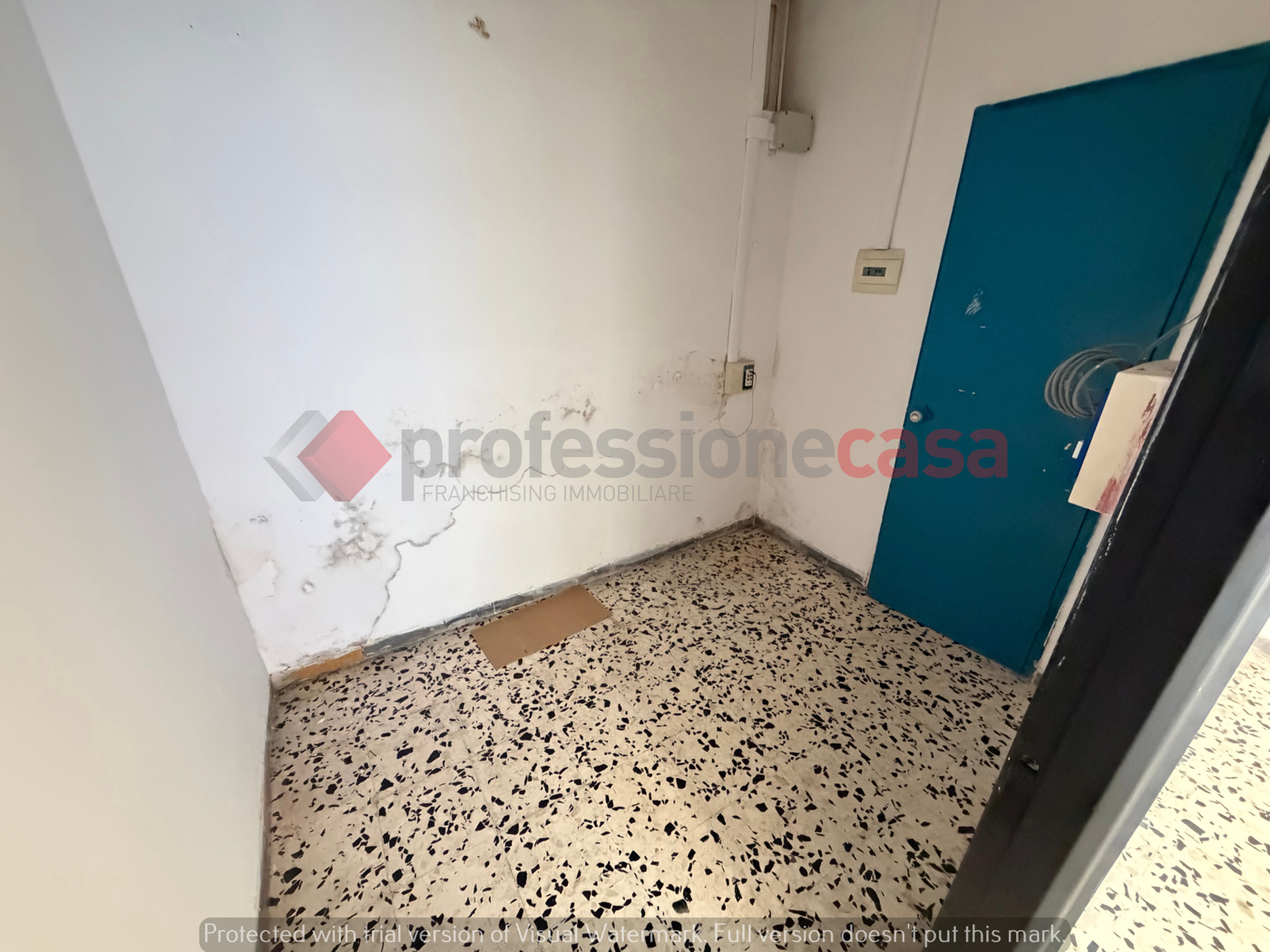 Negozio in affitto a San Nicola la Strada